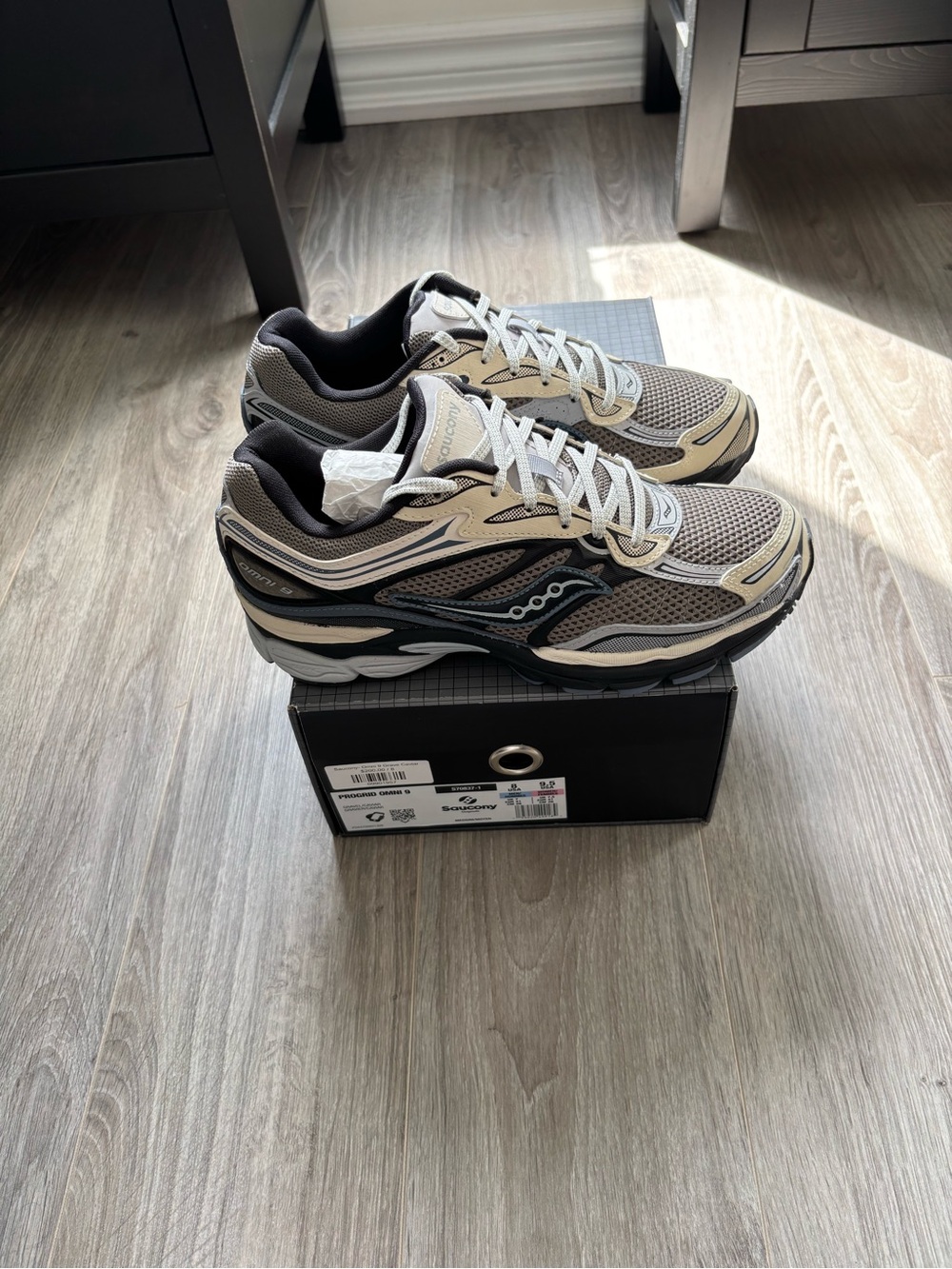 Saucony Progrid Omni Sneakers - Gravel Caviar